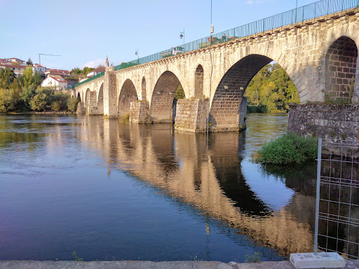 Vidrolitos-gil & Gomes Vidraria Lda